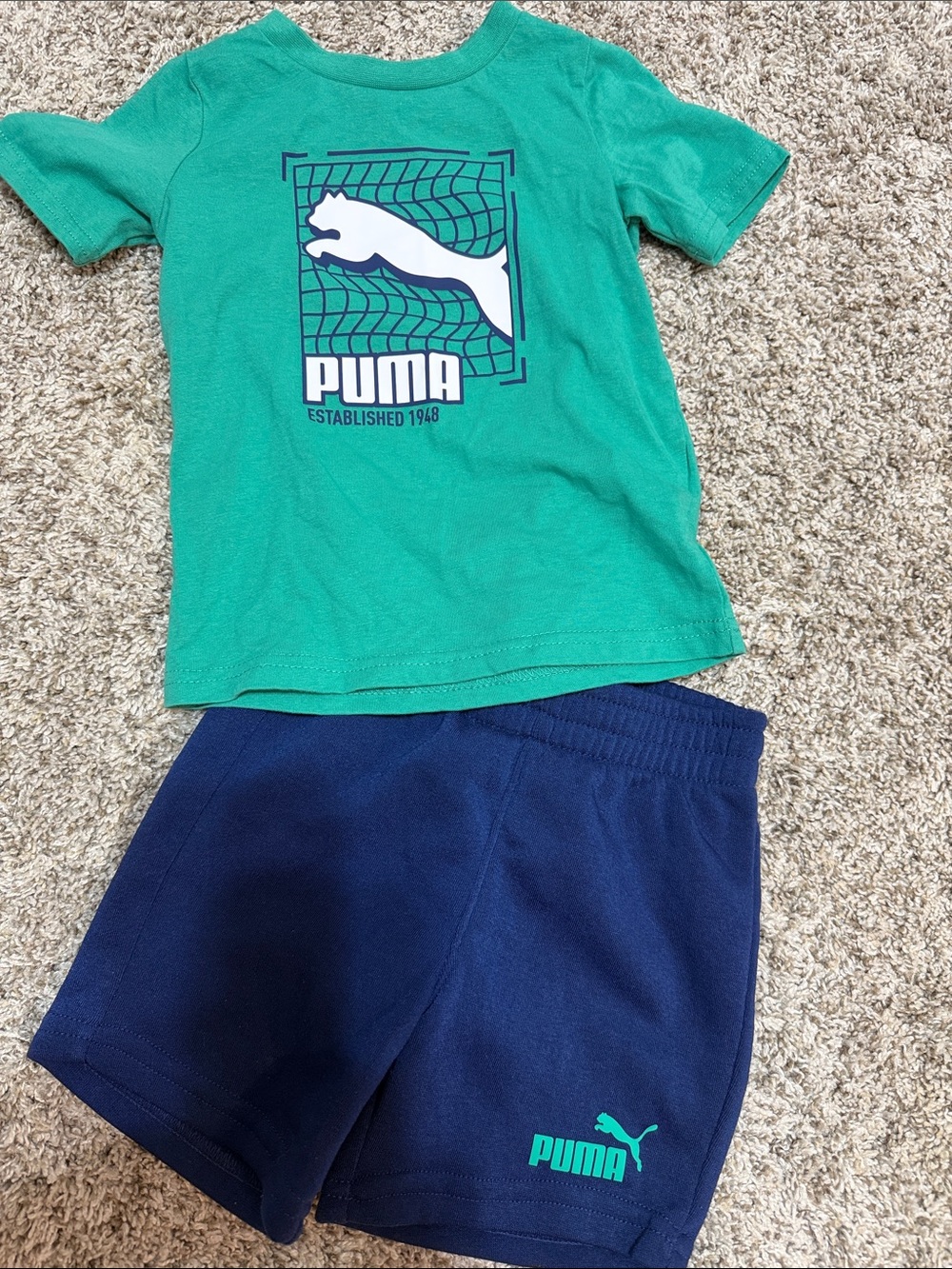 Puma Teal Green Tee with Navy Blue Logo Shorts Set size 2T